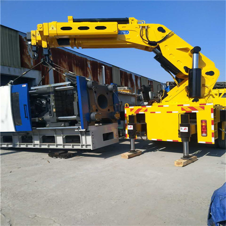 孝南 大吨位折臂吊出租费用解析：一小时租赁多少钱