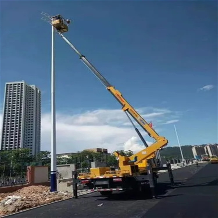 孝南维修路灯的曲臂升降车出租