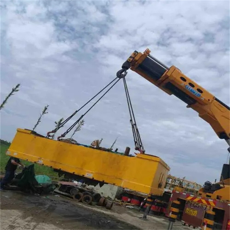 孝南随车吊吊集装箱怎么吊