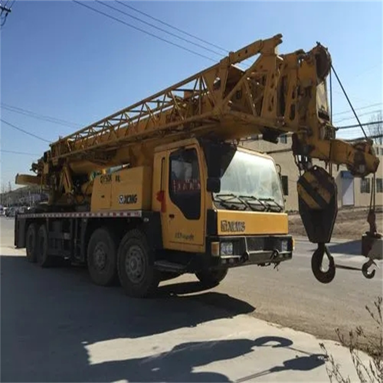 孝南哪里有专业吊车出租